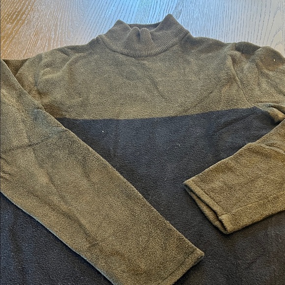 DKNY Men's Turtleneck Sweater - Navy and Olive